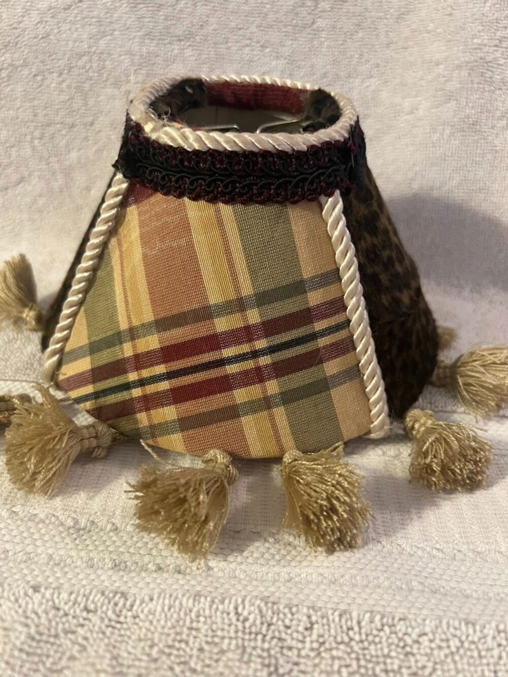 🐻Small Tan Plaid Lamp Shade